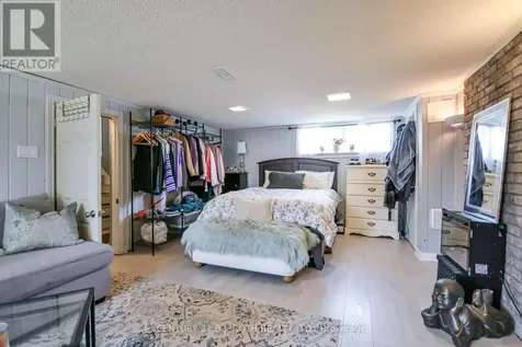 3039 Poplar Road Innisfil ON L9S 2J9