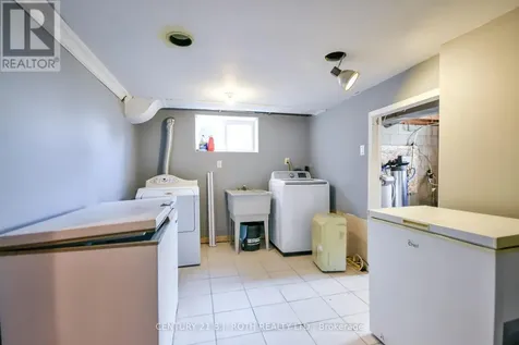 3039 Poplar Road Innisfil ON L9S 2J9