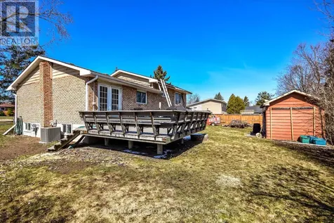 3039 Poplar Road Innisfil ON L9S 2J9