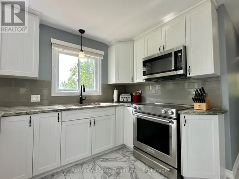 506 Kennedy Drive Trent Lakes ON K0M 1A0