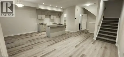 155 Equestrian Way Cambridge ON N3E 0E8