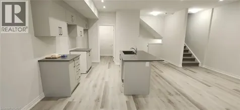 155 Equestrian Way Cambridge ON N3E 0E8