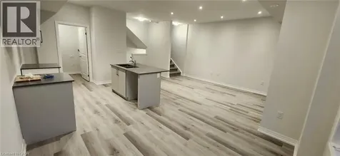 155 Equestrian Way Cambridge ON N3E 0E8