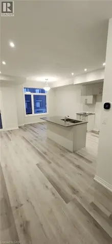 155 Equestrian Way Cambridge ON N3E 0E8