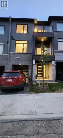 155 Equestrian Way Cambridge ON N3E 0E8