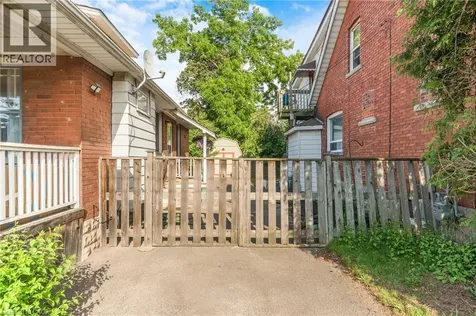295 Keswick Court Hamilton ON L8K 2S6