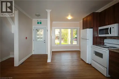 52 Cedar Avenue Hamilton ON L8M 3A5