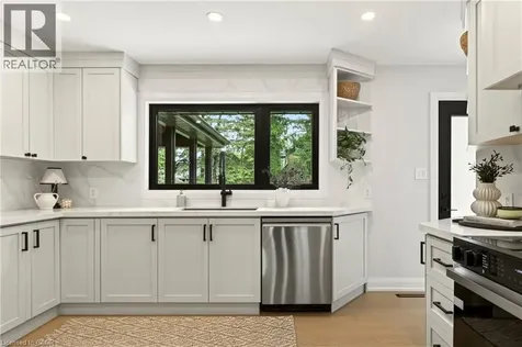 371 Robina Road Ancaster ON L9G 2L9