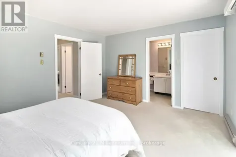 22 Dawson Drive Collingwood ON L9Y 5B4