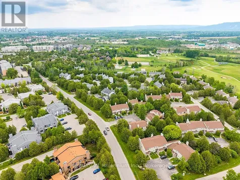 22 Dawson Drive Collingwood ON L9Y 5B4