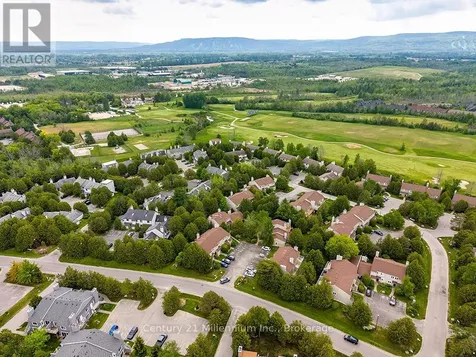 22 Dawson Drive Collingwood ON L9Y 5B4