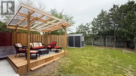9793 Lynngrove Crescent Windsor ON N8R 1B8