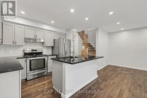 11 Boulder Way Ottawa ON K2J 4R7