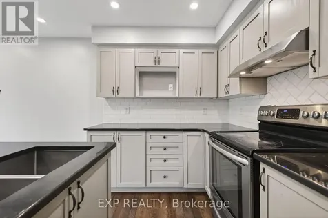 11 Boulder Way Ottawa ON K2J 4R7