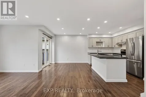 11 Boulder Way Ottawa ON K2J 4R7
