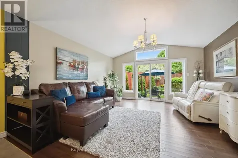 462 Lausanne Crescent Waterloo ON N2T 2X4