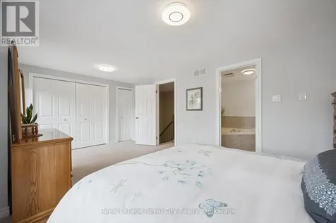 462 Lausanne Crescent Waterloo ON N2T 2X4