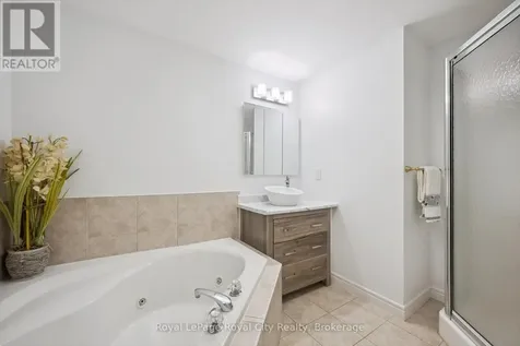 462 Lausanne Crescent Waterloo ON N2T 2X4