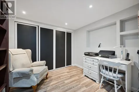 462 Lausanne Crescent Waterloo ON N2T 2X4