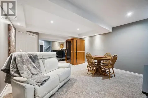 462 Lausanne Crescent Waterloo ON N2T 2X4