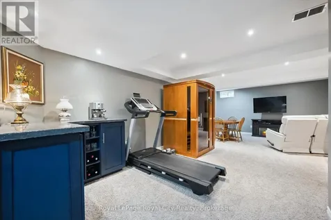 462 Lausanne Crescent Waterloo ON N2T 2X4