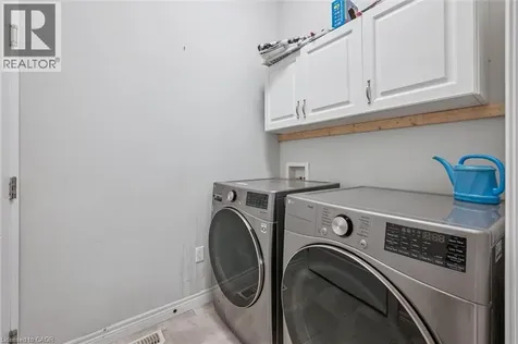 254 Gosling Gardens Guelph ON N1L 0M4
