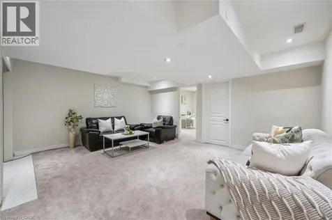 254 Gosling Gardens Guelph ON N1L 0M4