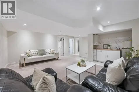 254 Gosling Gardens Guelph ON N1L 0M4