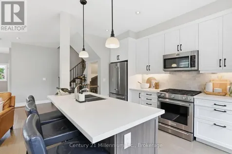46 Greaves Avenue Collingwood ON L9Y 0Z5