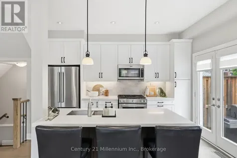 46 Greaves Avenue Collingwood ON L9Y 0Z5