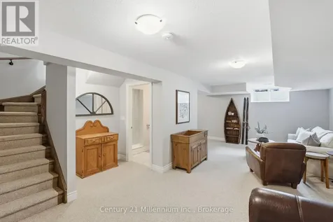 46 Greaves Avenue Collingwood ON L9Y 0Z5