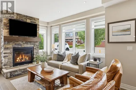 46 Greaves Avenue Collingwood ON L9Y 0Z5