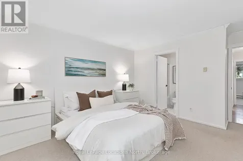 5 Dawson Drive Collingwood ON L9Y 5T9