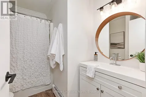 5 Dawson Drive Collingwood ON L9Y 5T9