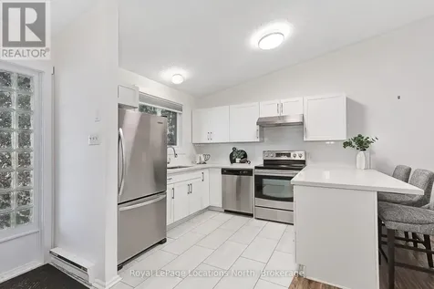 5 Dawson Drive Collingwood ON L9Y 5T9