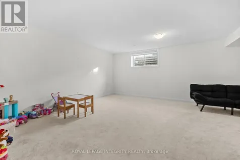 43 Finglas Court Ottawa ON K2J 6Y6