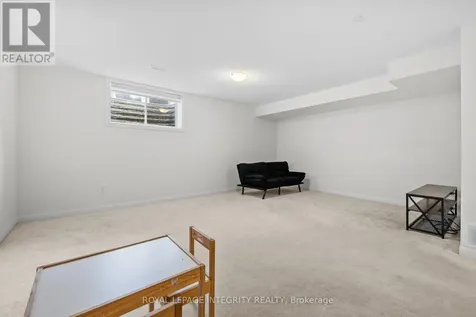 43 Finglas Court Ottawa ON K2J 6Y6