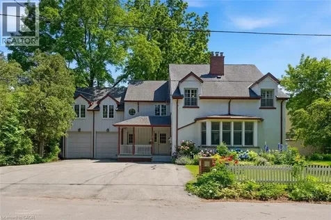 3 Ancaster Street East Dundas ON L9H 4K2