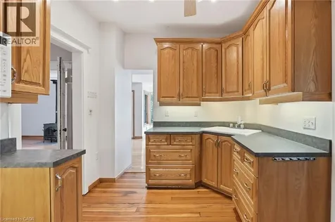 3 Ancaster Street East Dundas ON L9H 4K2