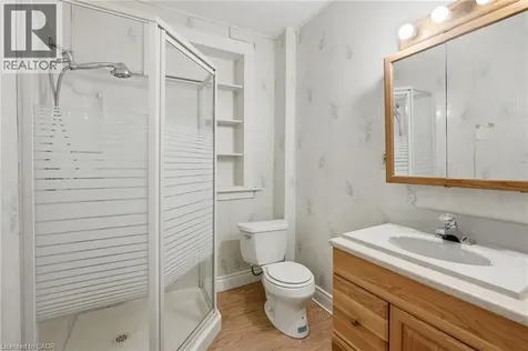 3 Ancaster Street East Dundas ON L9H 4K2