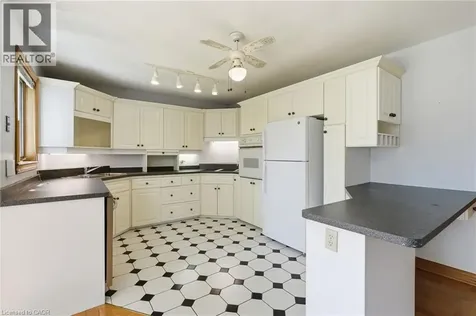 3 Ancaster Street East Dundas ON L9H 4K2