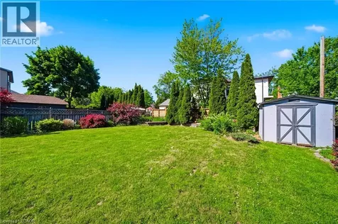 253 Maurice Drive Oakville ON L6K 2X2