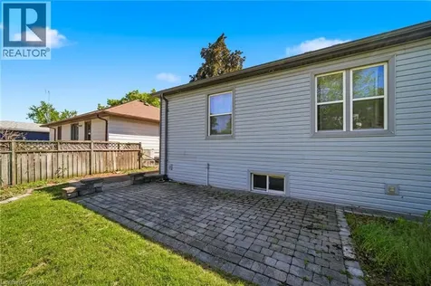 253 Maurice Drive Oakville ON L6K 2X2