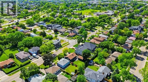253 Maurice Drive Oakville ON L6K 2X2