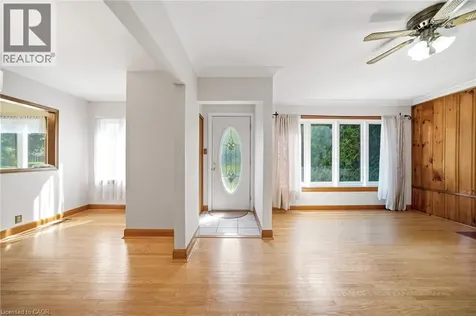253 Maurice Drive Oakville ON L6K 2X2