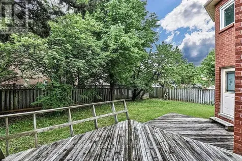 92 Cavalry Trail Markham (buttonville) ON L3R 9H8