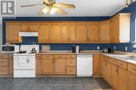 2228 Monck Road Ramara ON L3V 6H5