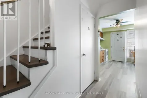 14 Laurier Court Brampton (heart Lake East) ON L6Z 1J5