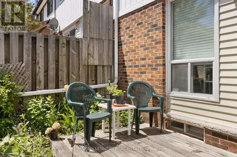 14 Laurier Court Brampton (heart Lake East) ON L6Z 1J5