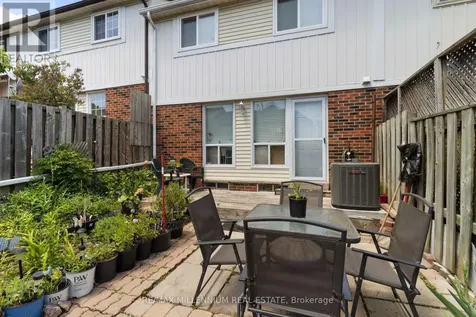 14 Laurier Court Brampton (heart Lake East) ON L6Z 1J5